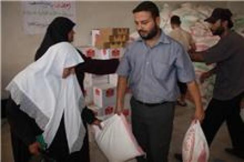 رئيس لجنة المساعدات: 15% من مساعداتنا نقدمها للحالات الخاصة
