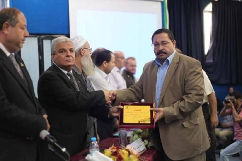 جامعة الأقصى تكرم كوكبة من شهدائها خلال عدوان 2014