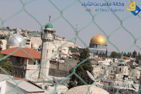 الحفريات اسفل  أساسات المسجد الاقصى تلحق ضرارا بالغاً ببنيانه..!