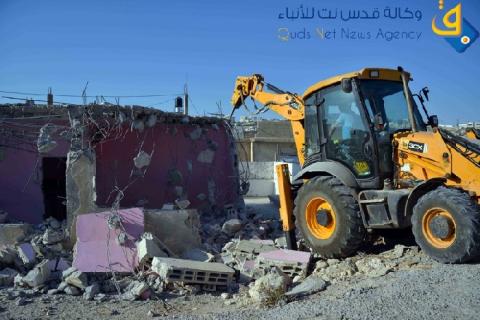 فيديو.. بناية سكنية مكونة من 5 طوابق مهددة بالهدم في بلدة سلوان‎
