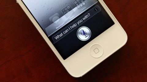 "آبل" تتعرف على الكلام وتطور "Siri"
