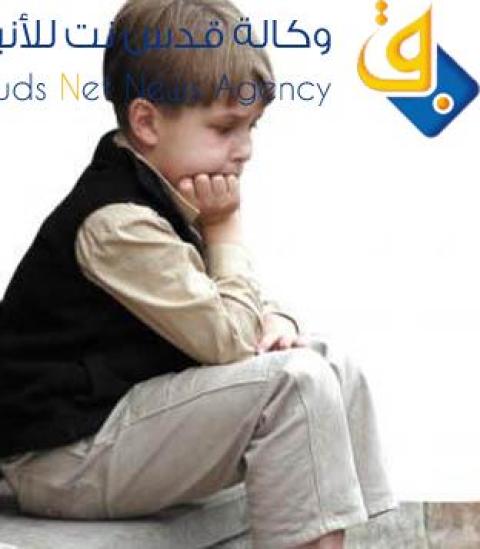 يتلقى خدمات التأهيل في جمعية الحق في الحياة شاب يعاني من مرض مزمن يبدع في مجالات عديدة