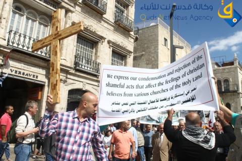 مسيرة الوفاء احتجاجا على انتهاك المقابر والاديرة في القدس