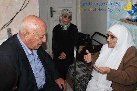 قريع في جولة تفقدية لأهالي حي القرمي