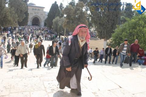 صلاة الجمعة في المسجد الأقصى