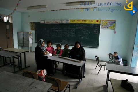 مدارس الأونروا مأوى للعائلات المشردة جراء الأمطار الغزيرة بعبسان شرق خان يونس / عدسة: عبد الرحيم الخطيب