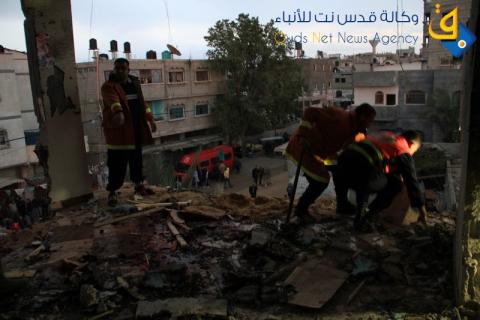 شهداء واصابات بانفجار غامض في منزل ببلدة بيت حانون/عدسة: محمود عيسى