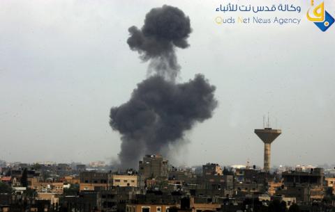 اصابات وتدمير انفاق في غارة اسرائيلية على الشريط الحدودي بين مصر مع غزة / عدسة: عبد الرحيم الخطيب‎