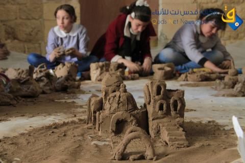 "الروزانا" فعالية في غزة القديمة لإعادة للتراث الفلسطيني بأيدي الأطفال/عدسة سلطان ناصر