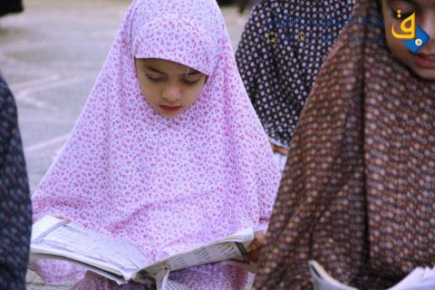 تنافس بين الغزيات على حفظ القرآن الكريم