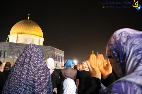 350 الف مصل يحيون ليلة القدر في المسجد الاقصى