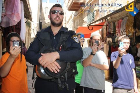 مستوطنون يقتحمون الأقصى بحماية شرطة الاحتلال/ عدسة: ديالا جويحان