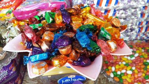 حلويات في أسواق غزة في آخر أيام رمضان