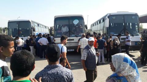 معاناة المسافرين على معبر رفح خلال اليوم الثاني