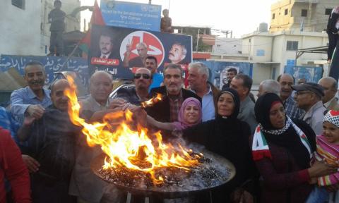إيقاد شعلة انطلاقة الجبهة الشعبية الـ49 في مخيم الرشيدية جنوب لبنان