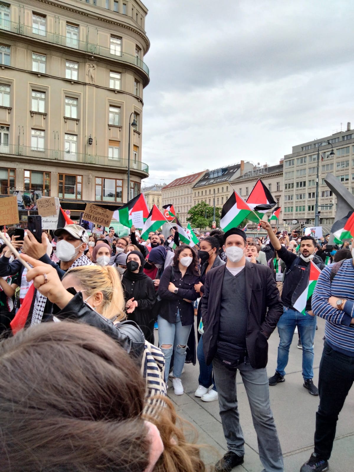 مظاهرات جماهيرية في النمسا احتفالا بنصر الشعب الفلسطيني على العدوان الصهيوني الغاشم3