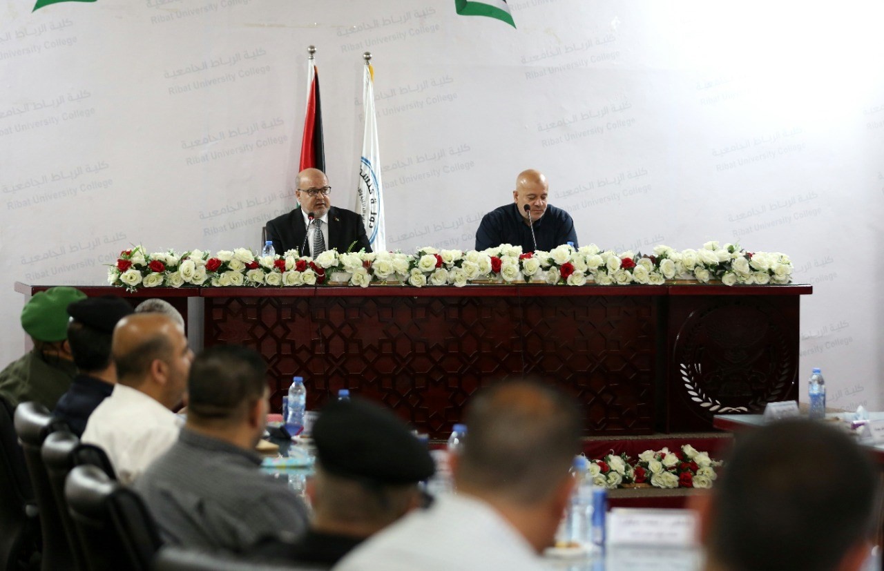 لقاء رئيس لجنة متابعة العمل الحكومي في غزة مع قيادة وزارة الداخلية
