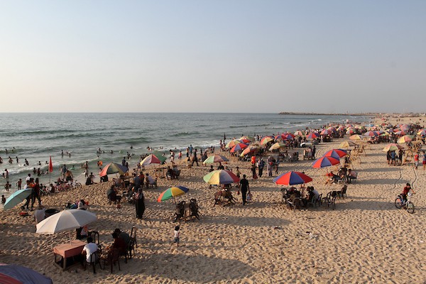 شاطئ بحر مدينة غزة 6