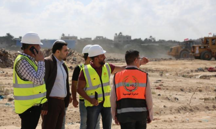 بدء العمل  في مشروع تطوير شارع الرشيد الساحلي شمال قطاع غزة