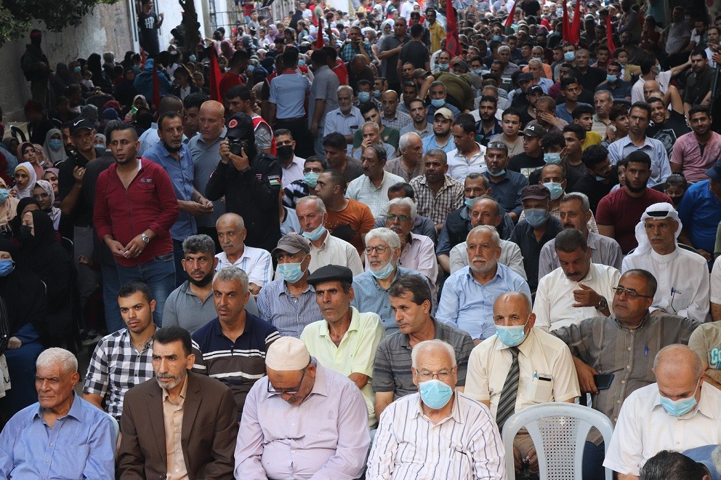 الآلاف يؤبنون القائد الوطني الشهيد اللواء أبو نضال سمور في مهرجان جماهيري بغزة 5