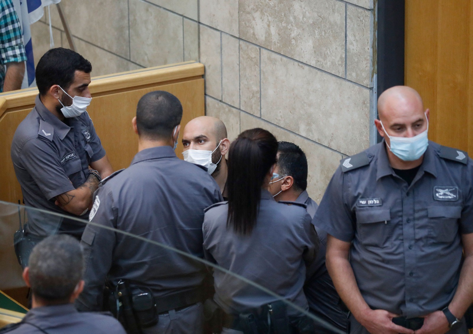 عرض الأسير أيهم كممجي على المحكمة الاسرائيلية في الناصرة .. تصوير.. الفرنسية 8