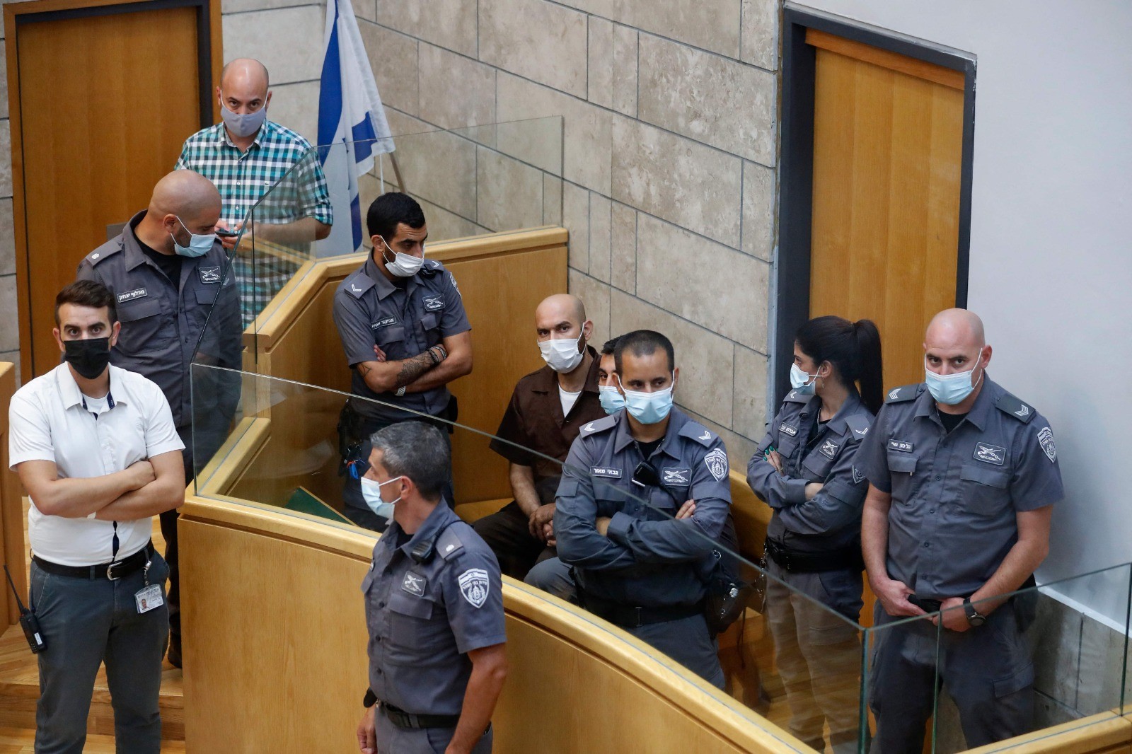 عرض الأسير أيهم كممجي على المحكمة الاسرائيلية في الناصرة .. تصوير.. الفرنسية 2