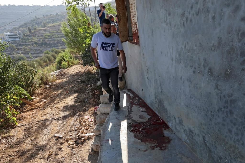 من مكان الاشتباك في بلدة بيت عنان قضاء القدس المحتلة 1