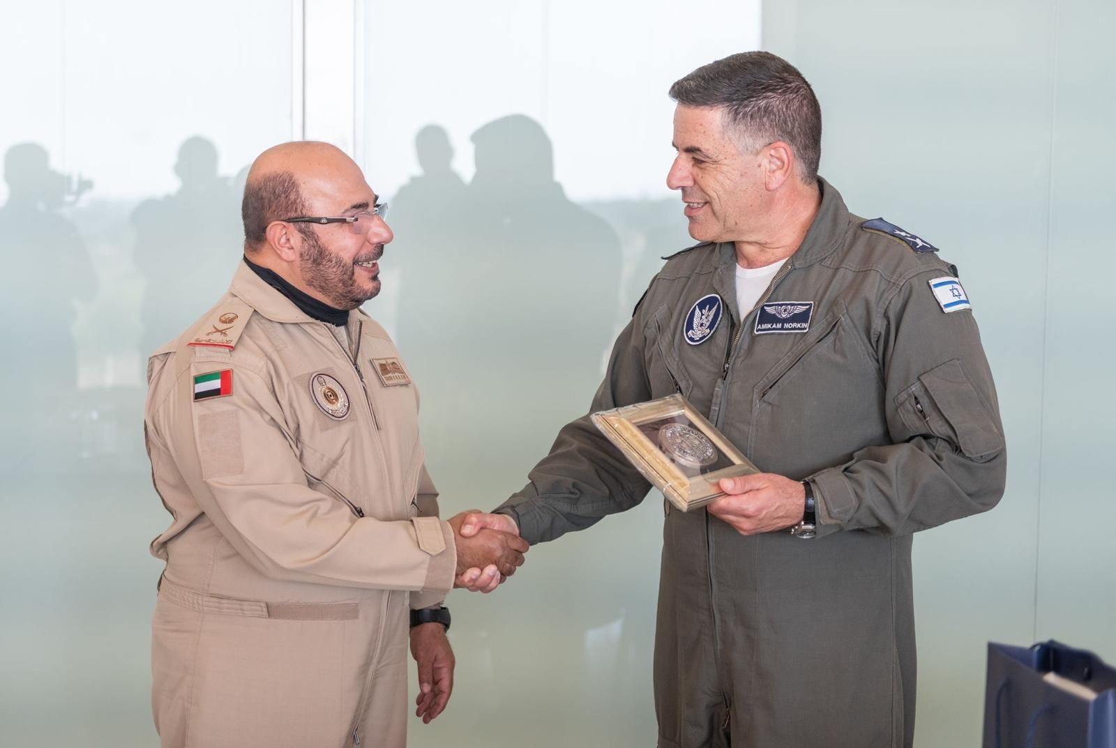 2  قائد القوات الجوية الامارتي اللواء الركن طيار إبراهيم ناصر محمد العلوي في زيارة إلى اسرائيل