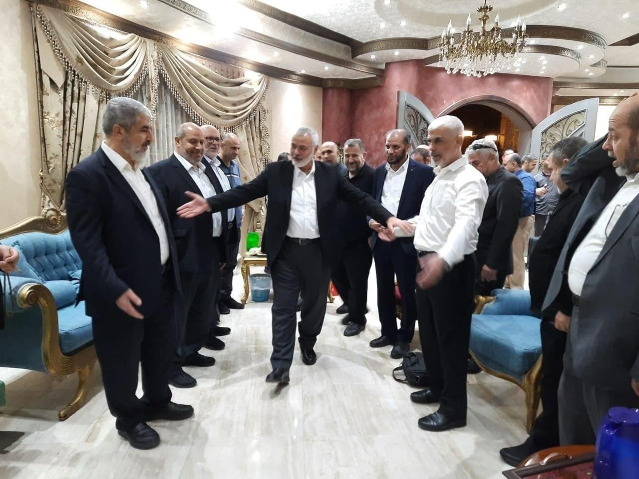رئيس المكتب السياسي لحركة حماس إسماعيل هنية يصل القاهرة