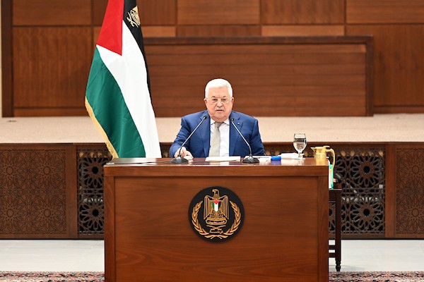 الرئيس محمود عباس يترأس اجتماع القيادة الفلسطينية في رام الله