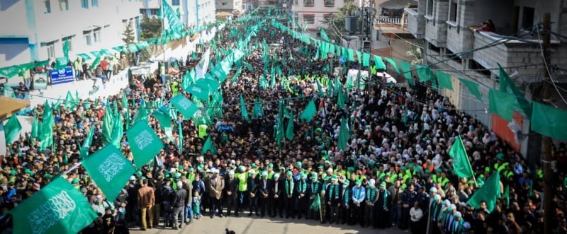 حماس تنظم مسيرة حاشدة شمال القطاع في ذكرى انطلاقتها الـ 34 6