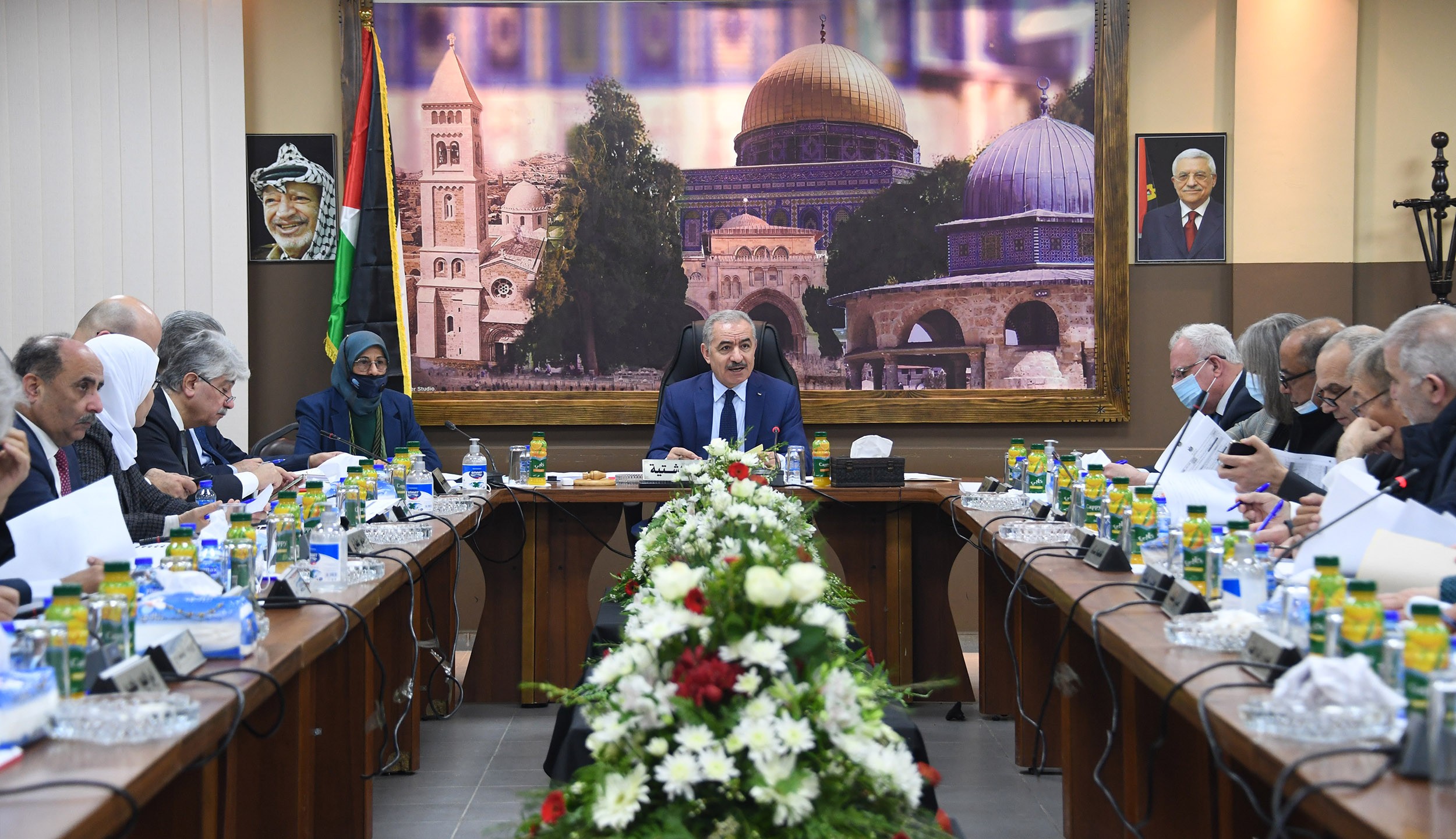 جلسة مجلس الوزراء الفلسطيني في محافظة طولكرم