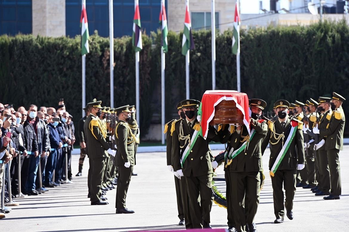 تشييع جثمان الوزير الأسبق جميل الطريفي من مقر الرئاسة