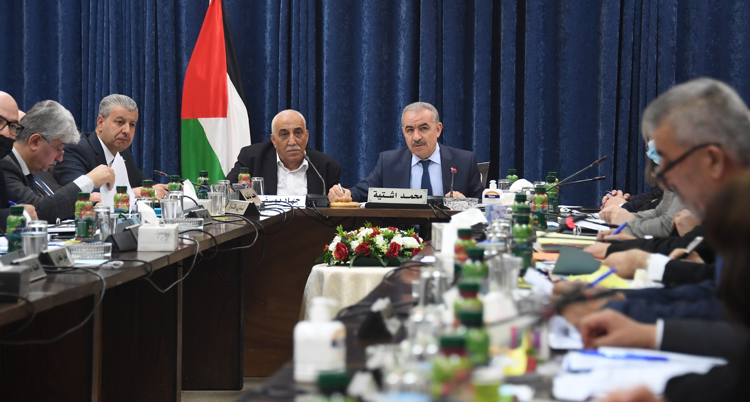 مجلس الوزراء الفلسطيني خلال جلسته الأسبوعية التي عقدها في محافظة أريحا