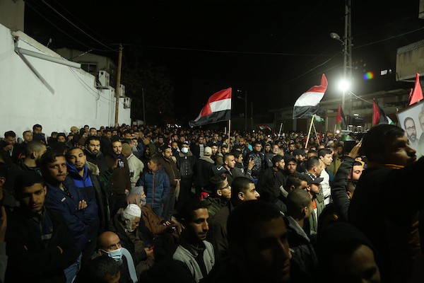 مسيرة في غزة تدعو لوقف القتال في اليمن
