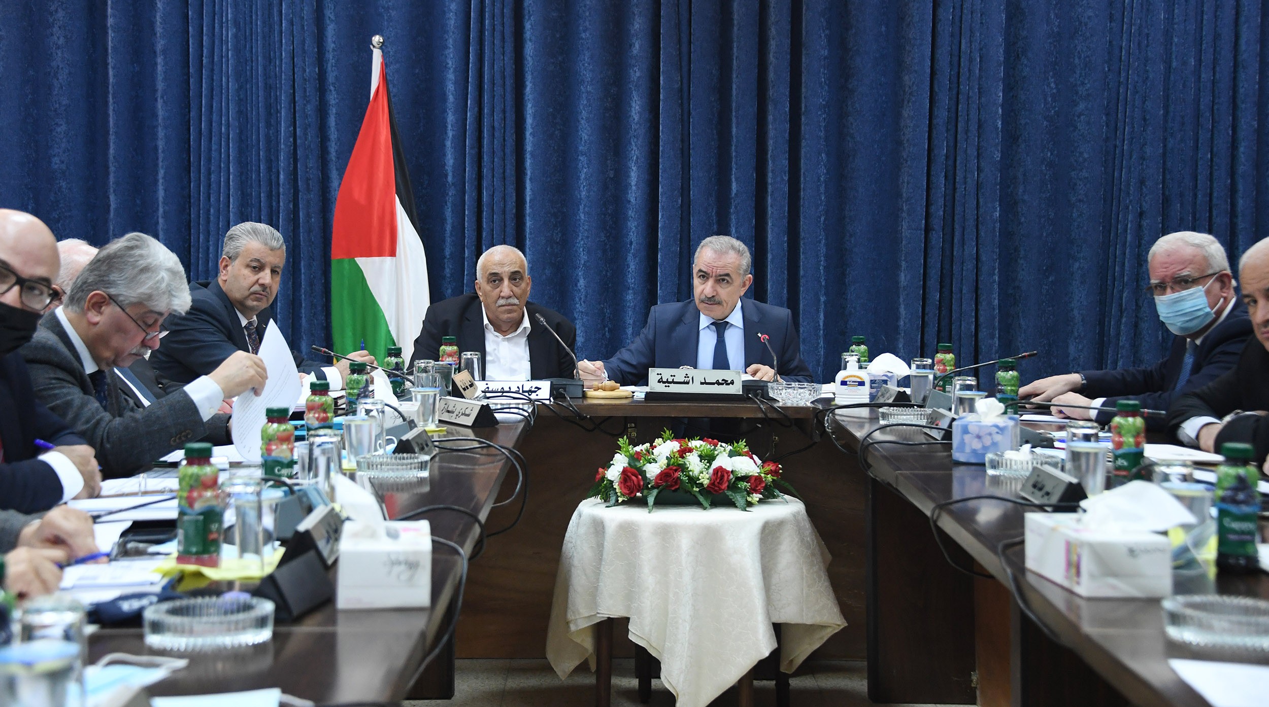 مجلس الوزراء الفلسطيني خلال جلسته الأسبوعية التي عقدها في محافظة أريحا