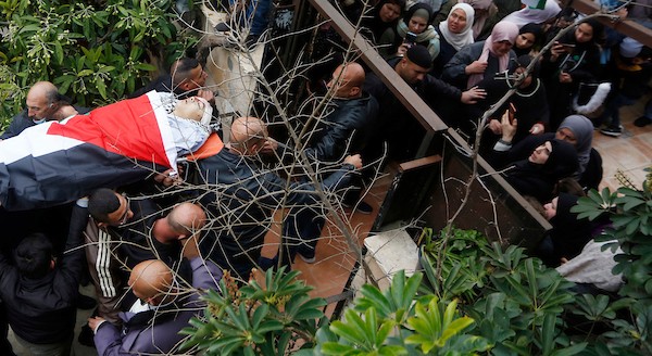 فلسطينيون يشيعون جثمان الشهيد محمد ابو صلاح من بلدة اليامون شمال غرب مدينة جنين