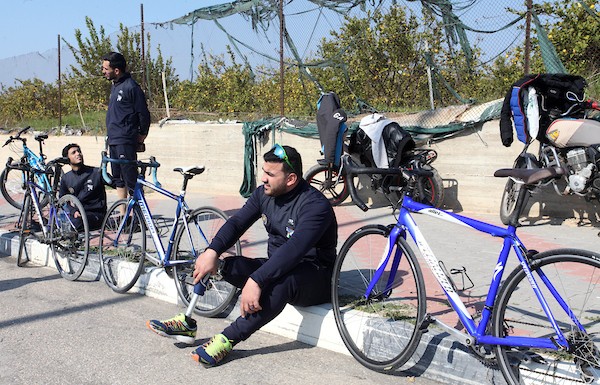 فريق شبابي من مبتوري الاقدام يطمحون بتمثيل فلسطين دوليا في رياضة ركوب الدراجات الهوائية 9