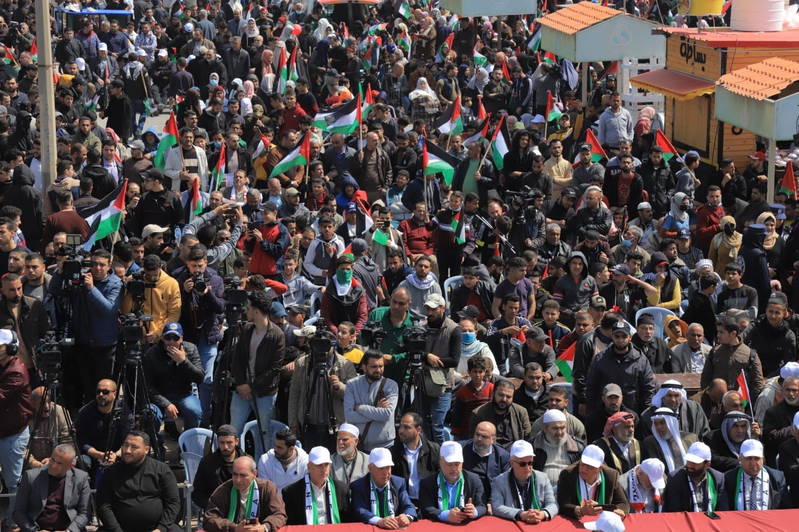 إحياء ذكرى يوم الأرض في ميناء غزة 7.jpg