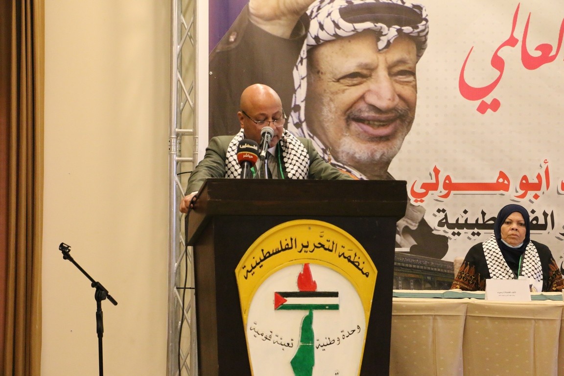 حفل نظمته دائرة شؤون اللاجئين لتكريم الكادر النسوي الناشط في مخيمات القطاع