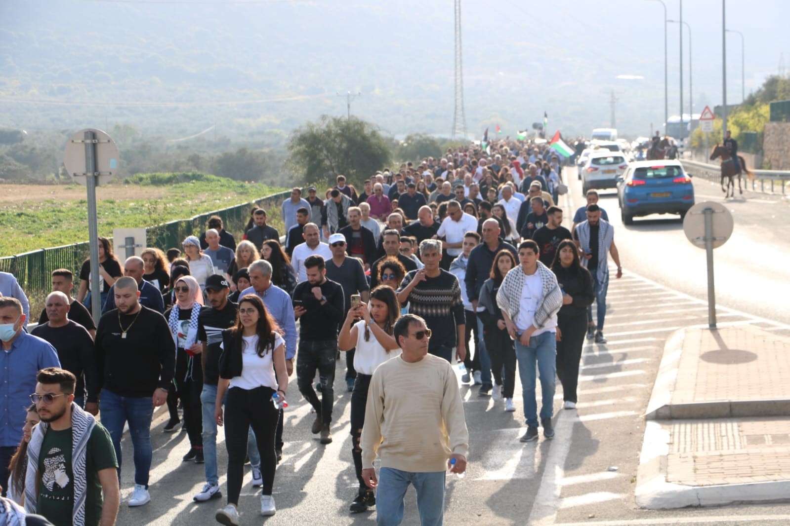 يوم الأرض في البطوف.jpg