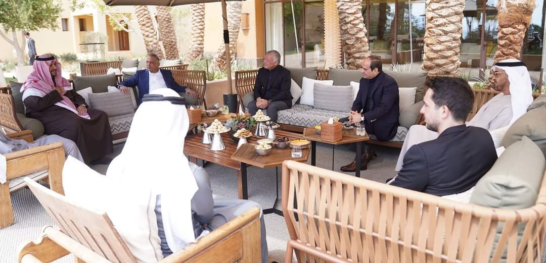 1 الملك الأردني يستضيف الرئيس المصري وولي عهد أبو ظبي ورئيس الوزراء العراقي بالعقبة.jpeg