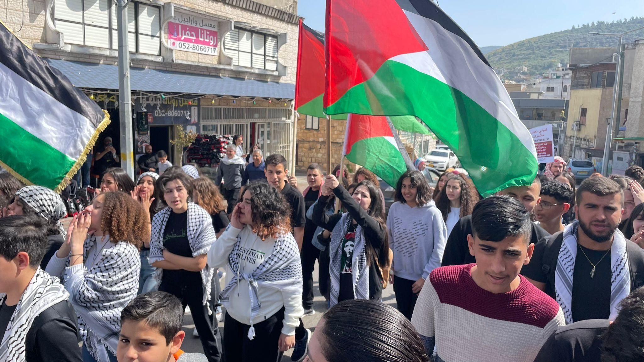 يوم الأرض في البطوف 4.jpg