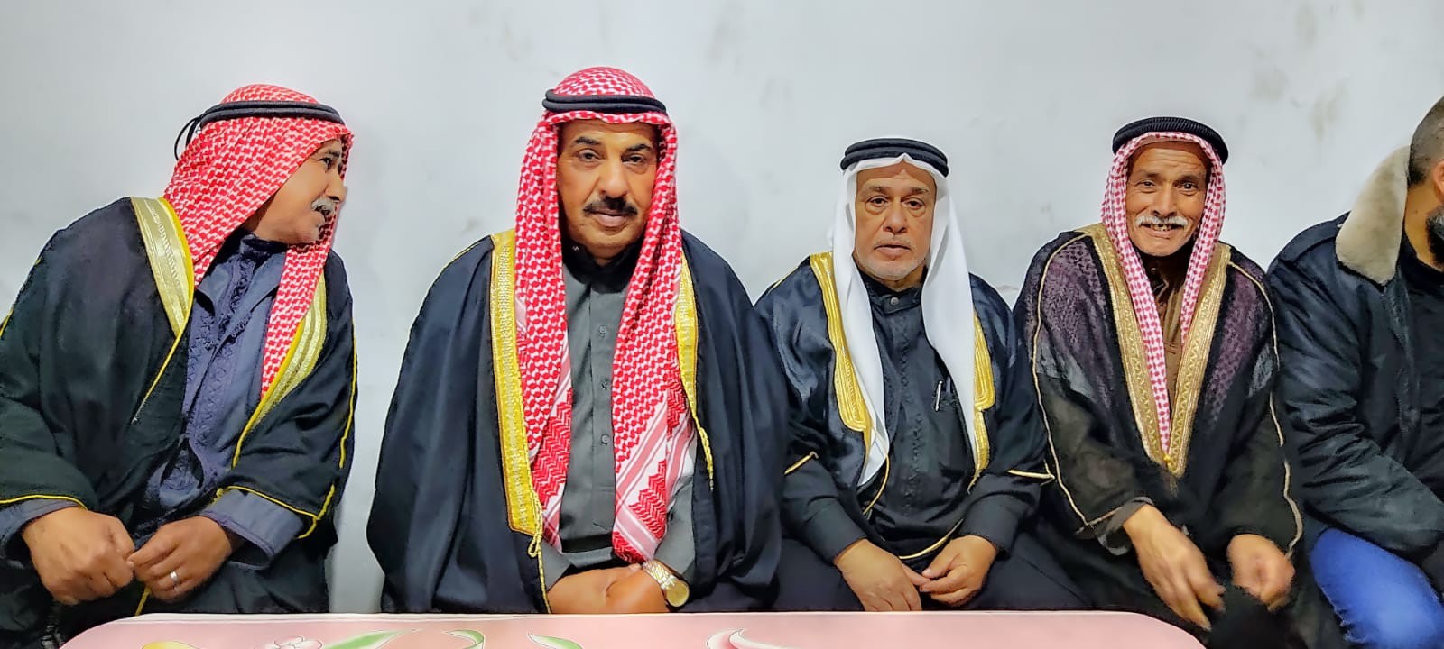 اتمام صلح عشائري بين عائلتي احمد و الدرة في المحافظة الوسطى 3.jpg