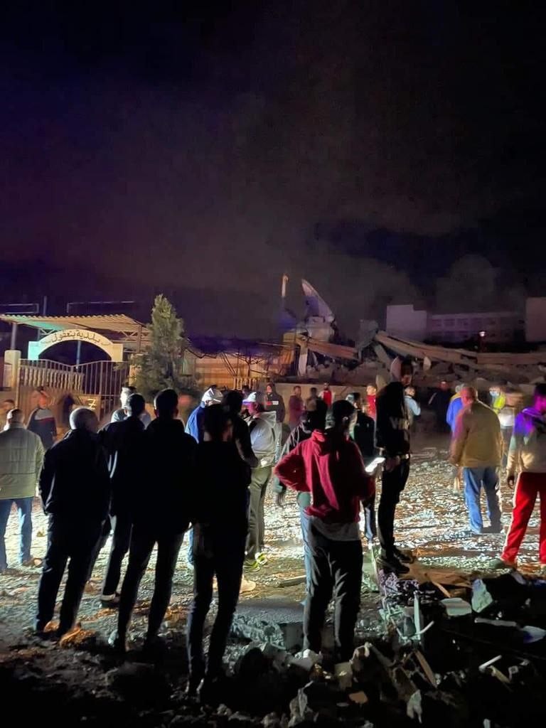 مقتل شخص على الأقل وإصابة 3 آخرين في انفجار ببلدة بنعفول قضاء صيدا جنوبي لبنان 3.jpg