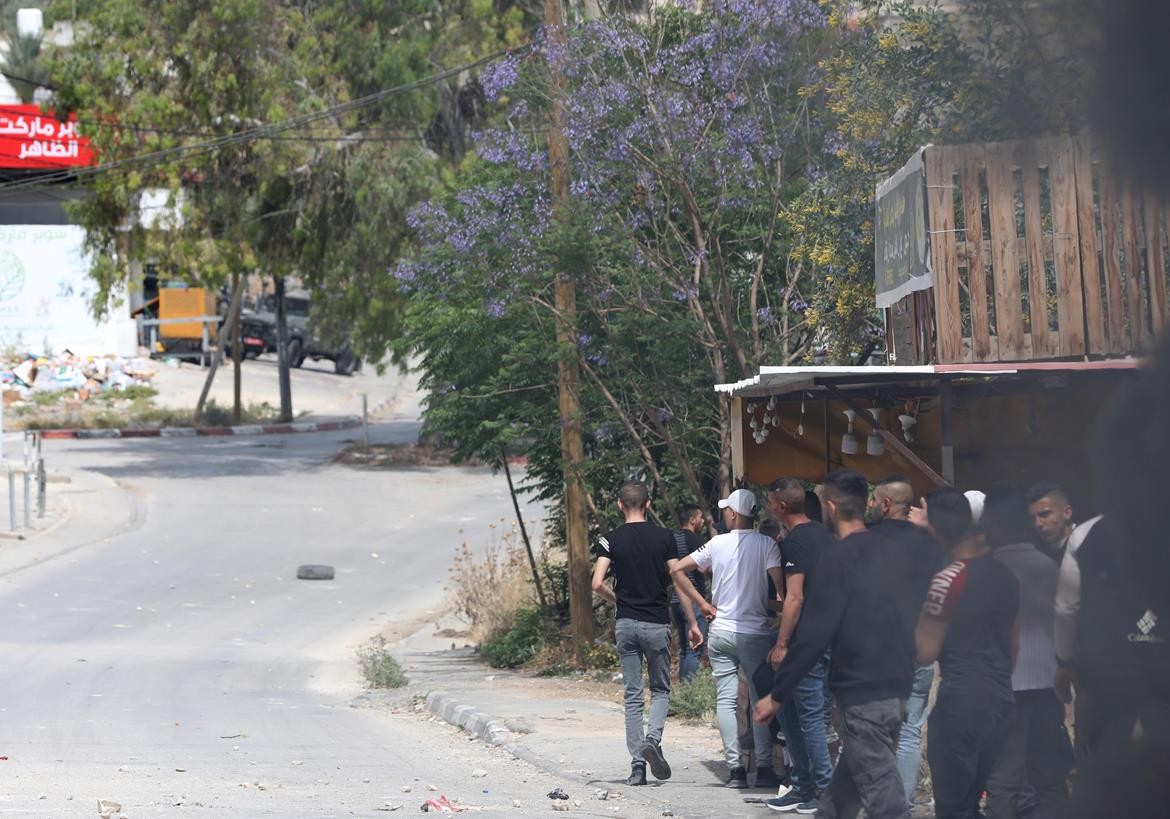 مواجهات بين الشبان وجنود الاحتلال بعد اقتحام قوات الاحتلال مخيم جنين