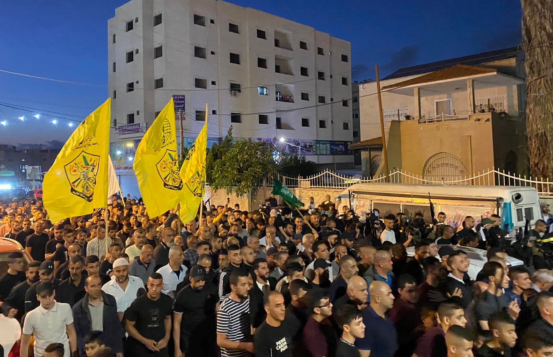 مسيرة حاشدة في جنين ومخيمها تنديدا بجريمة استشهاد داوود زبيدي واحتجاز جثمانه