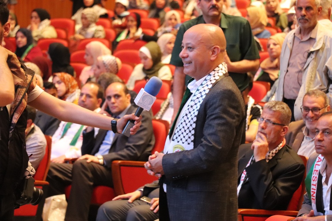 د. احمد أبو هولي.JPG