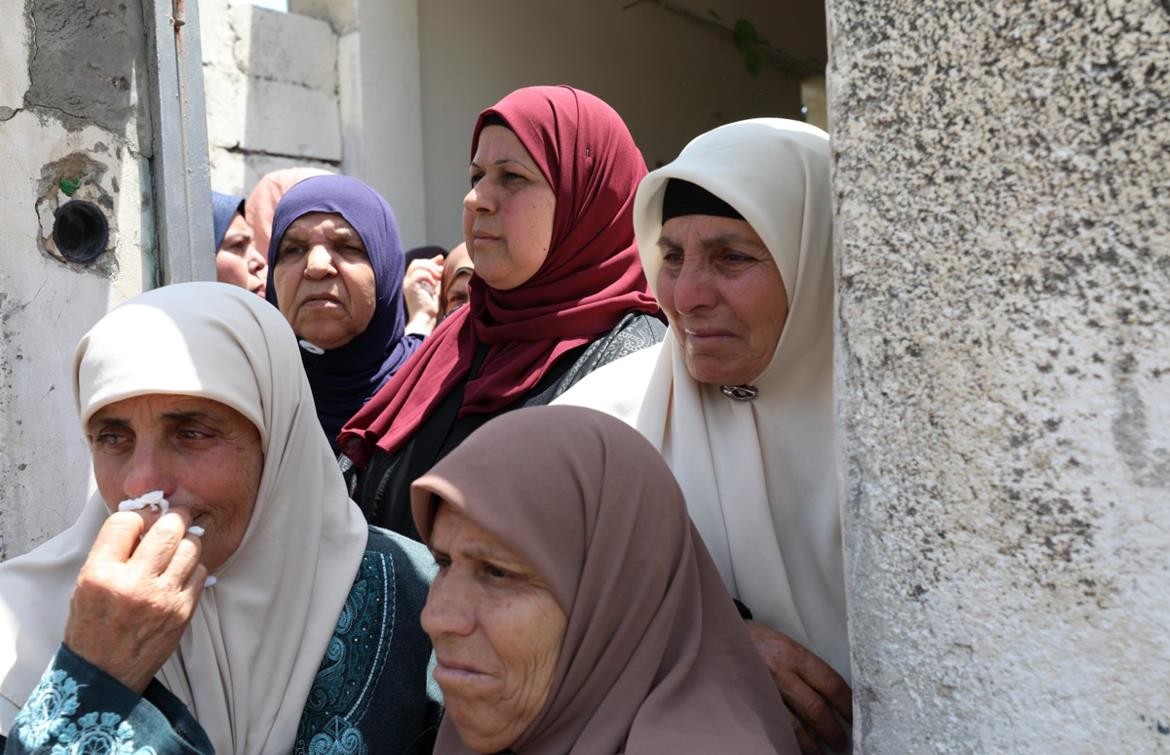 تشييع جثمان الشهيد بلال كبها (24 عاماً) لمثواه الاخير في بلدة يعبد قرب جنين.jpg