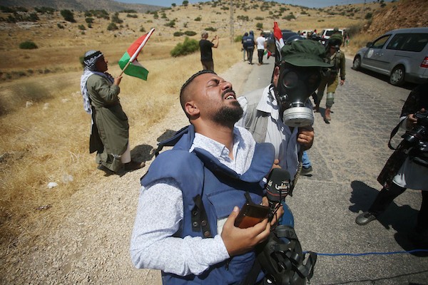 مواجهات بين جنود إسرائيليون متظاهرون فلسطينيون خلال مظاهرة ضد المستوطنات الإسرائيلية في الأغوار الشمالية قرب طوباس في الضفة الغربية 8.jpg